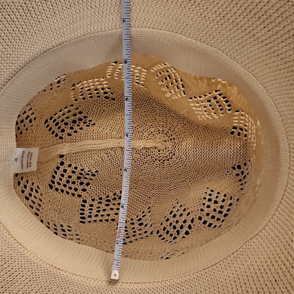 Packable hat - Picture 4 of 5